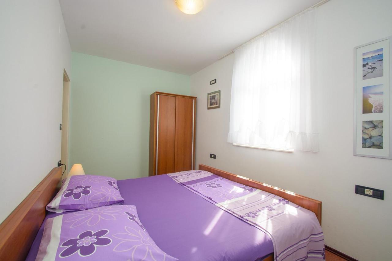Apartments Marija - By The Sea Rogoznica  Ngoại thất bức ảnh