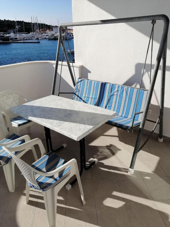 Apartments Marija - By The Sea Rogoznica  Ngoại thất bức ảnh