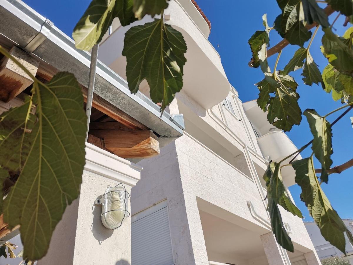 Apartments Marija - By The Sea Rogoznica  Ngoại thất bức ảnh