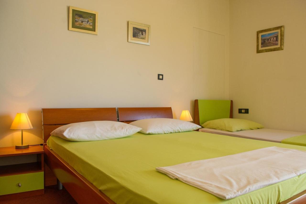 Apartments Marija - By The Sea Rogoznica  Ngoại thất bức ảnh