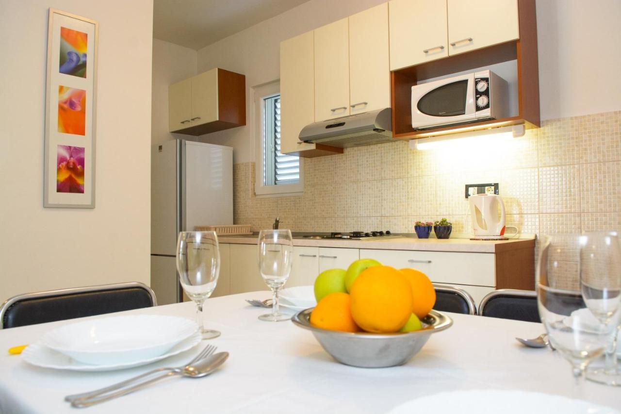 Apartments Marija - By The Sea Rogoznica  Ngoại thất bức ảnh